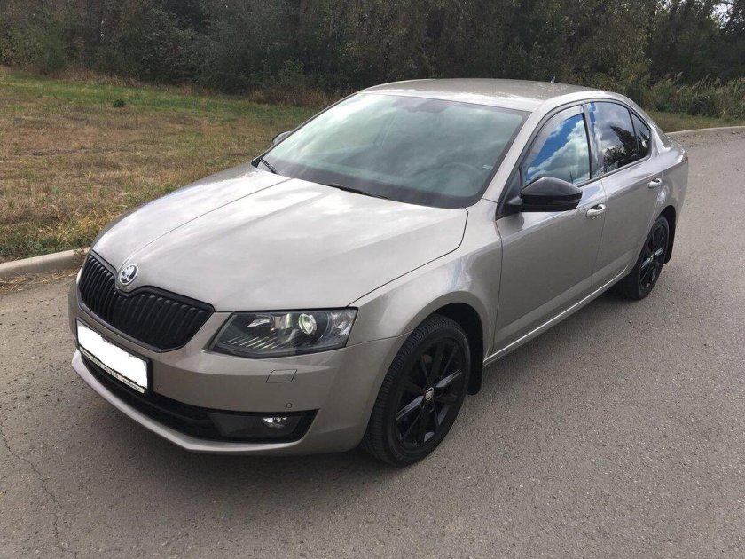 Skoda Octavia a7 бежевая