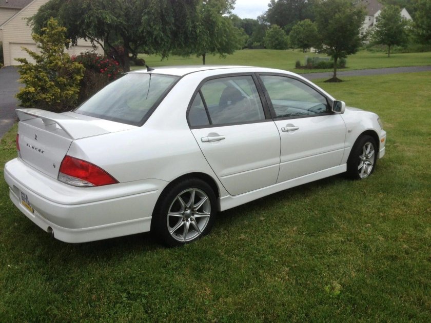 Митсубиси Лансер 6