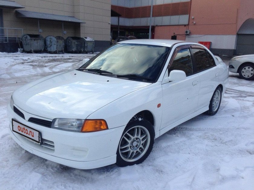 Mitsubishi Lancer 1999