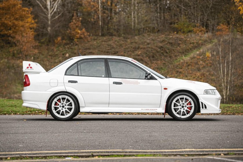 Mitsubishi Lancer Evolution 6 Tommi Makinen Edition White