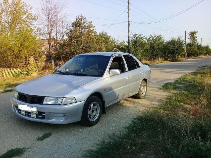Митсубиси Лансер 1996