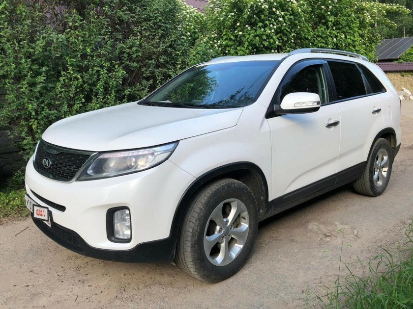 Киа Соренто 2014 белая