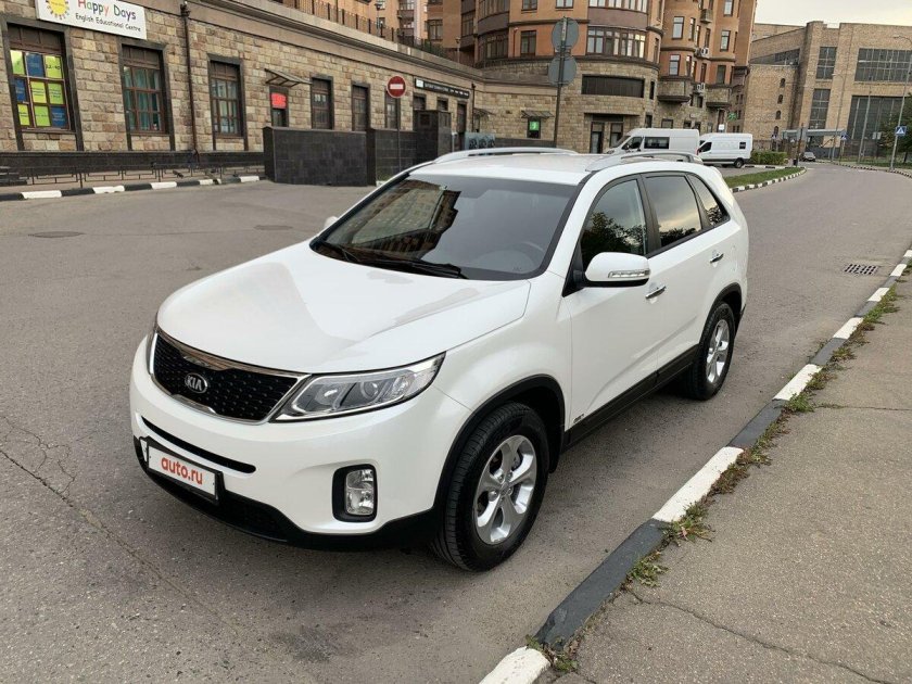 Киа Соренто 2014 белая