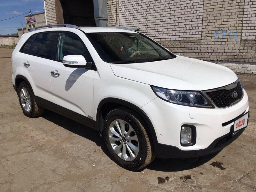 Киа Соренто 2013 белый
