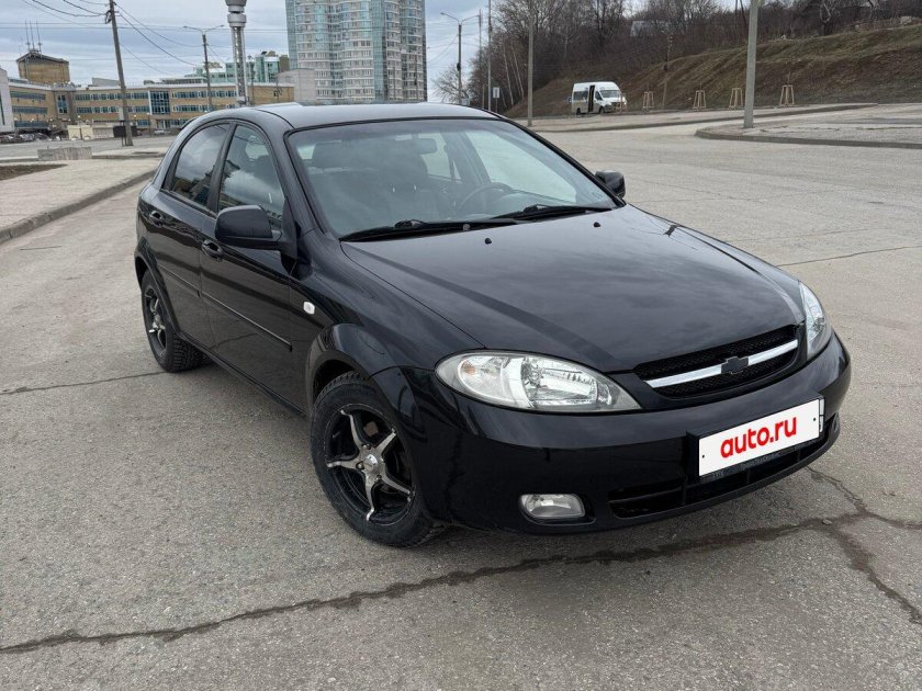 Шевроле лачетти хэтчбек 2008 черная
