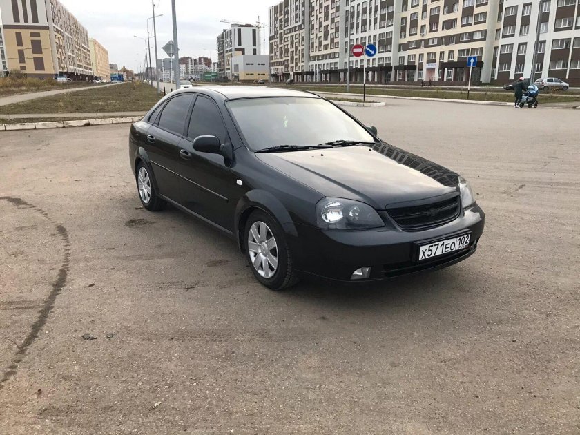 Chevrolet Lacetti черный