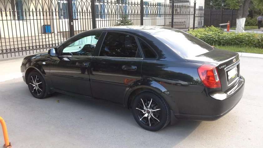 Шевроле Лачетти седан 2008 черный