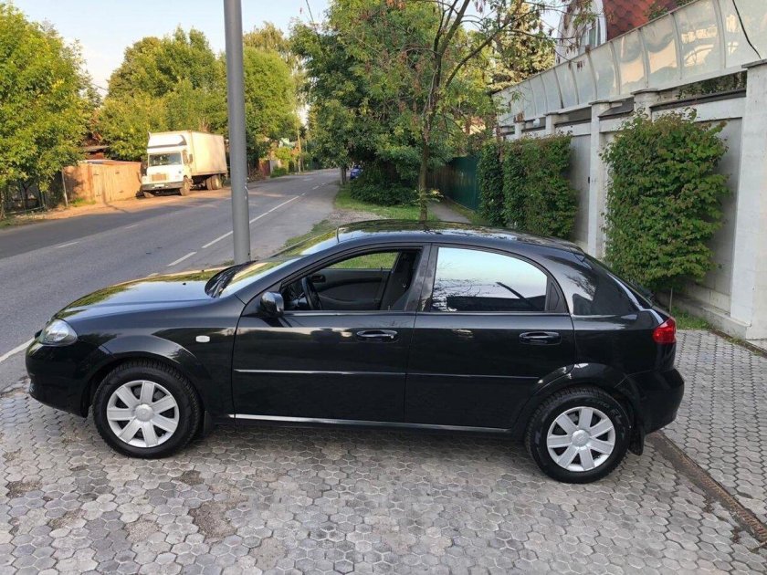 Chevrolet Lacetti черный