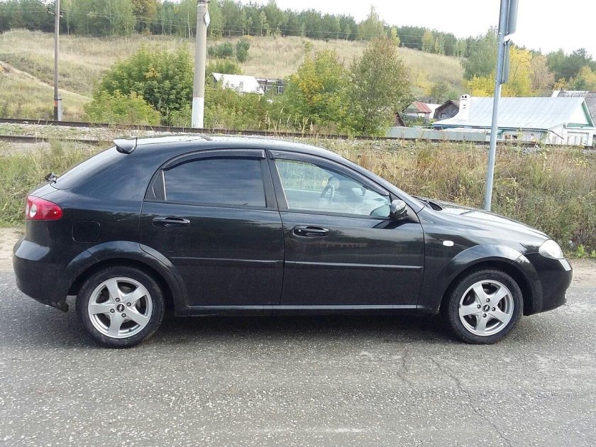 Шевроле Лачетти хэтчбек 2008