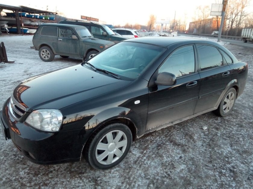 Шевроле Лачетти черный седан 2012