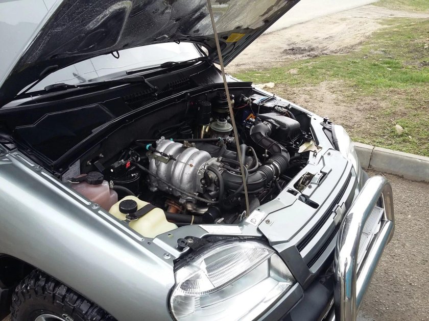 Chevrolet Niva 1.7 двигатель