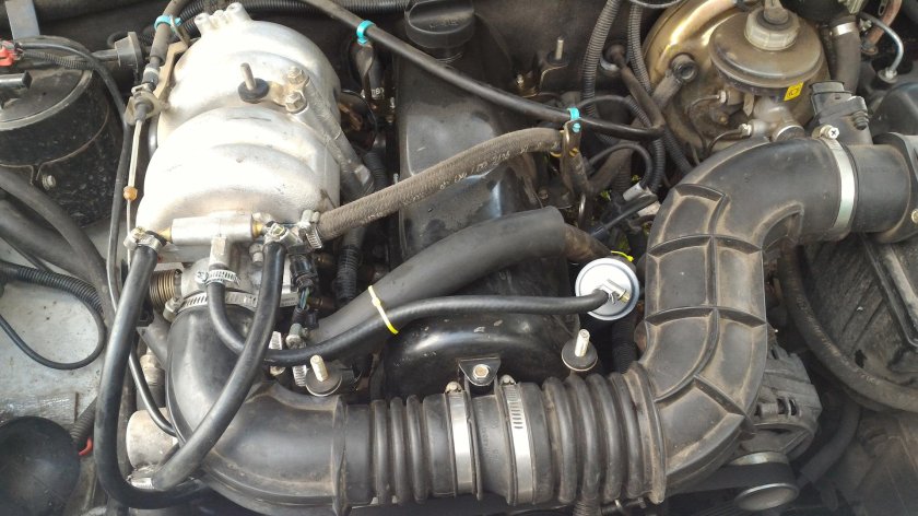 Шланг вентиляции картера Нива 21214