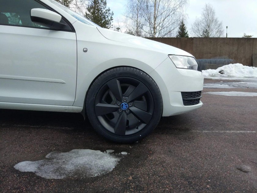 Skoda Rapid диски r16