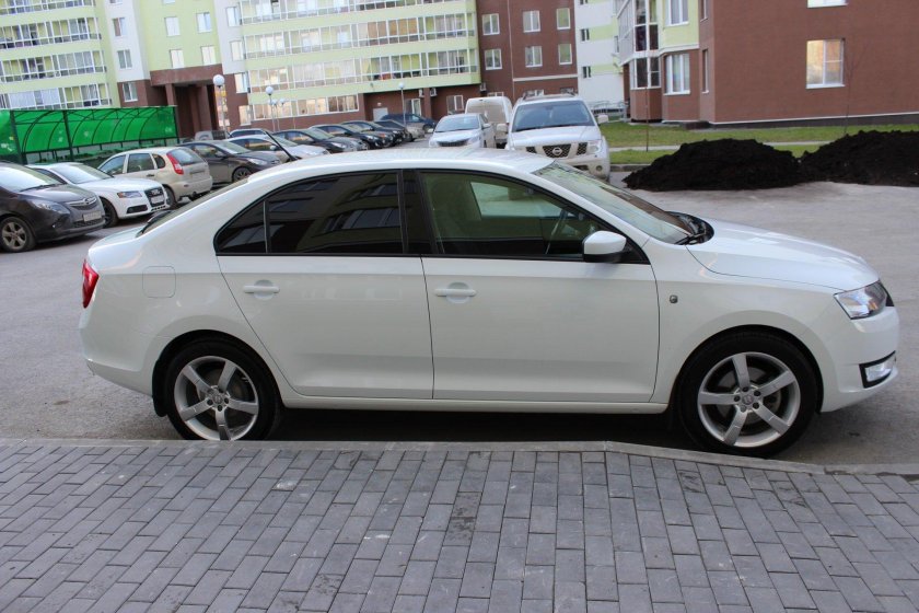 Шкода Рапид на р17