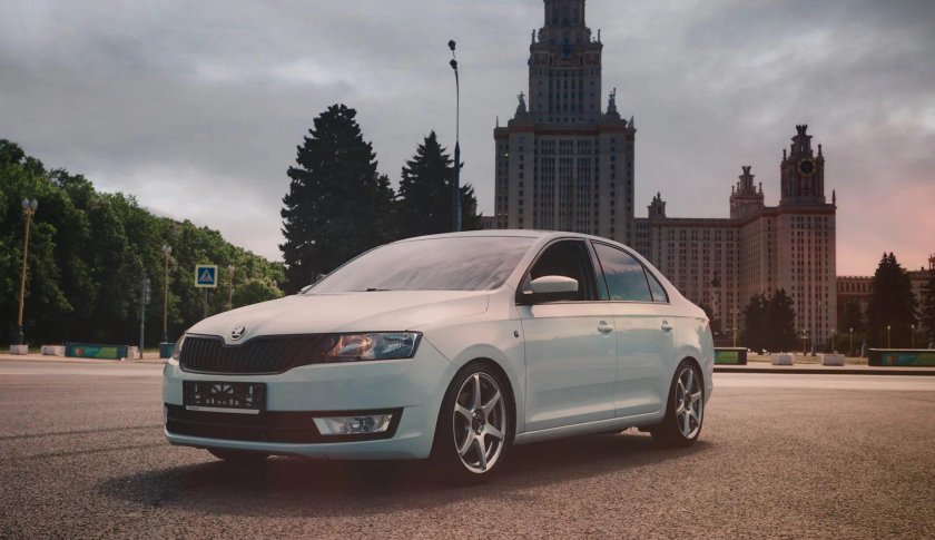 Skoda Rapid на 17 дисках