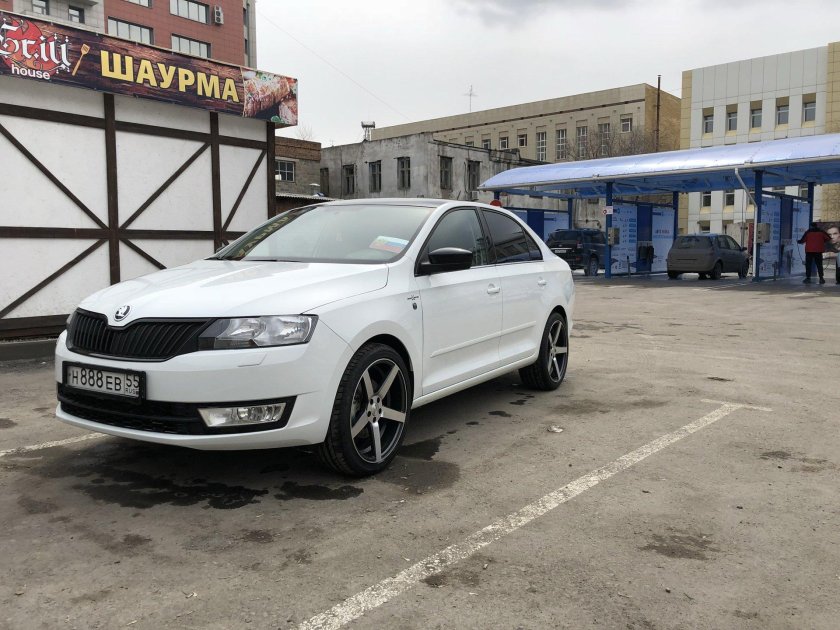 Skoda Rapid r18