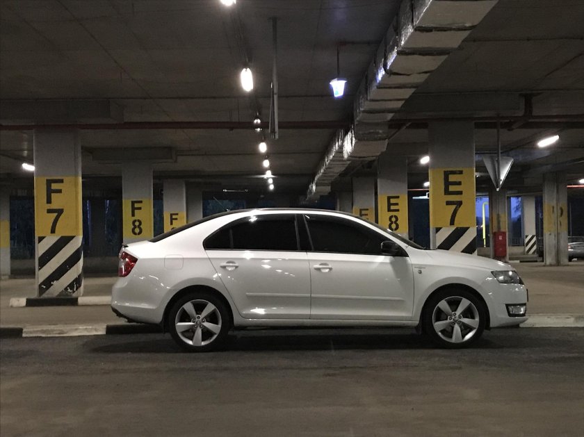 Шкода Рапид r17