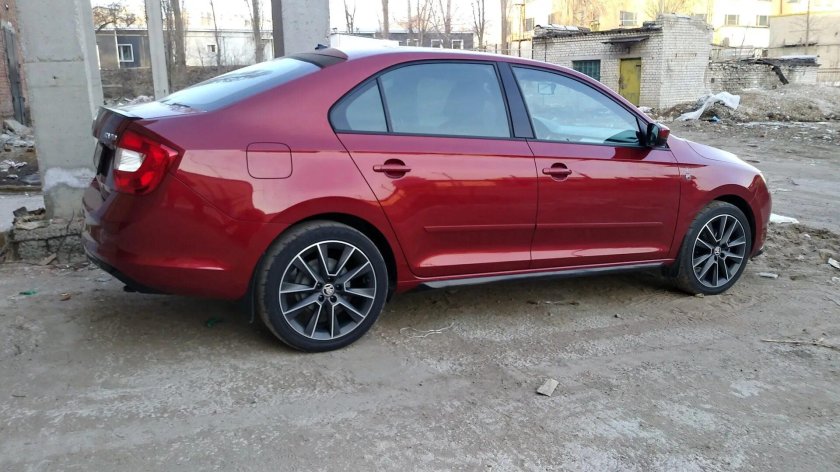 Skoda Rapid диски r17