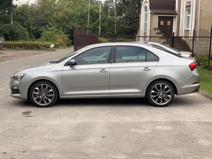 Фольксваген поло лифтбек r17