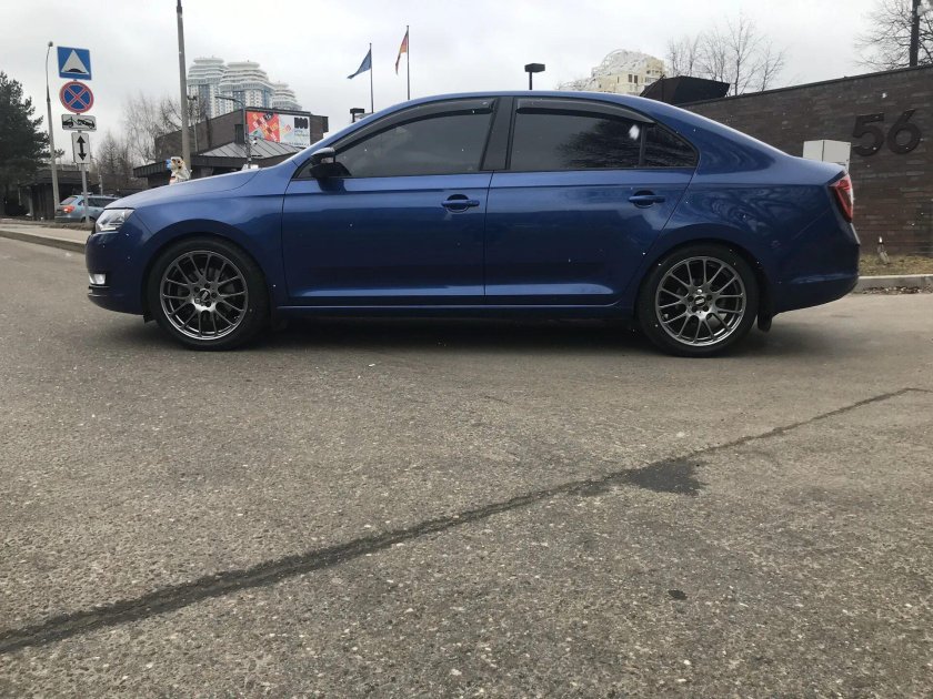Диски для Skoda Rapid r17 графит
