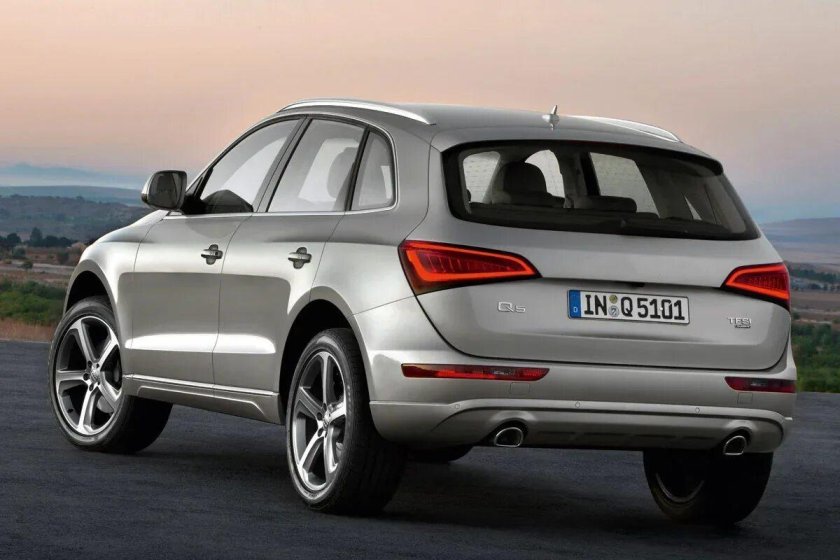 Ауди q5 2015