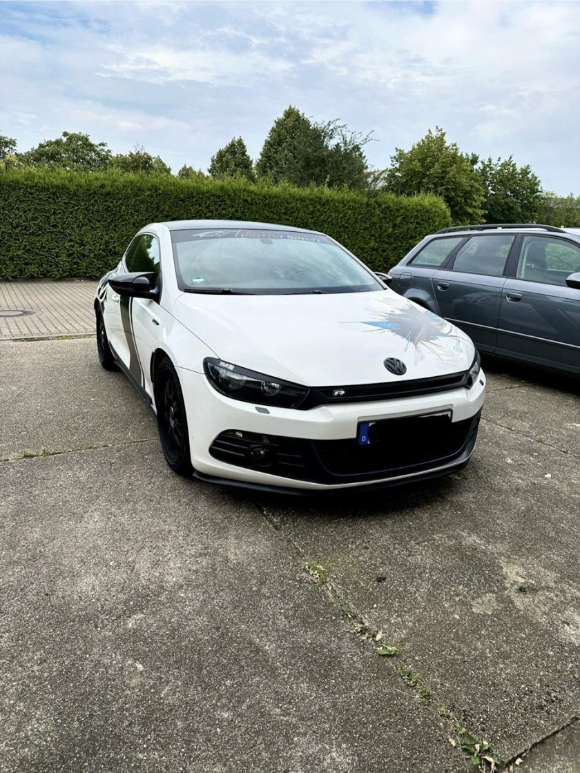 Volkswagen scirocco r