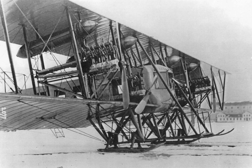 Самолет Илья Муромец Сикорского