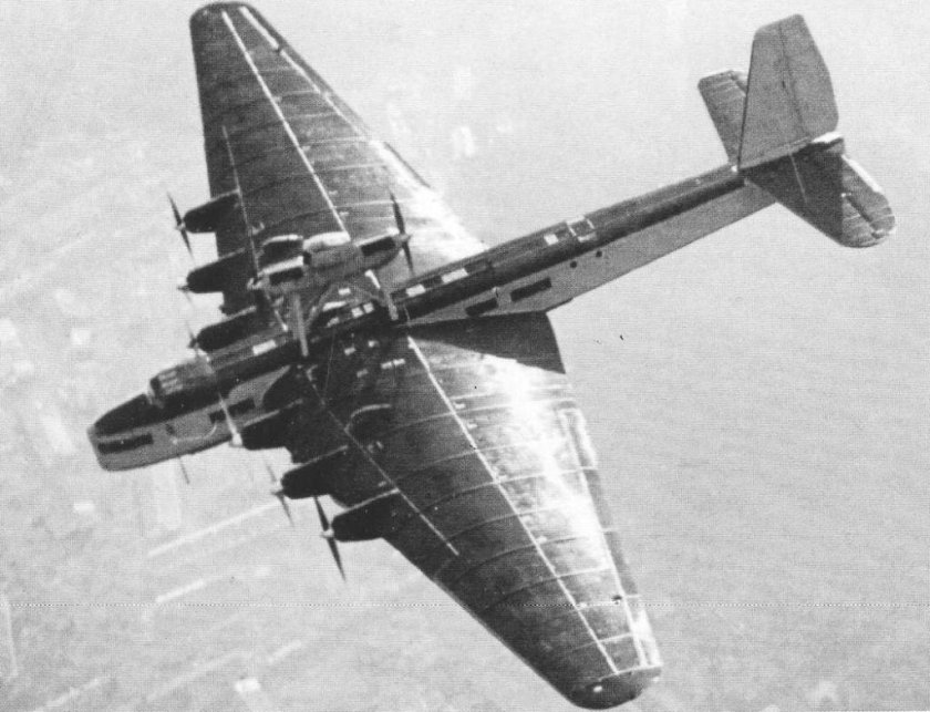 Ант-20 Максим Горький