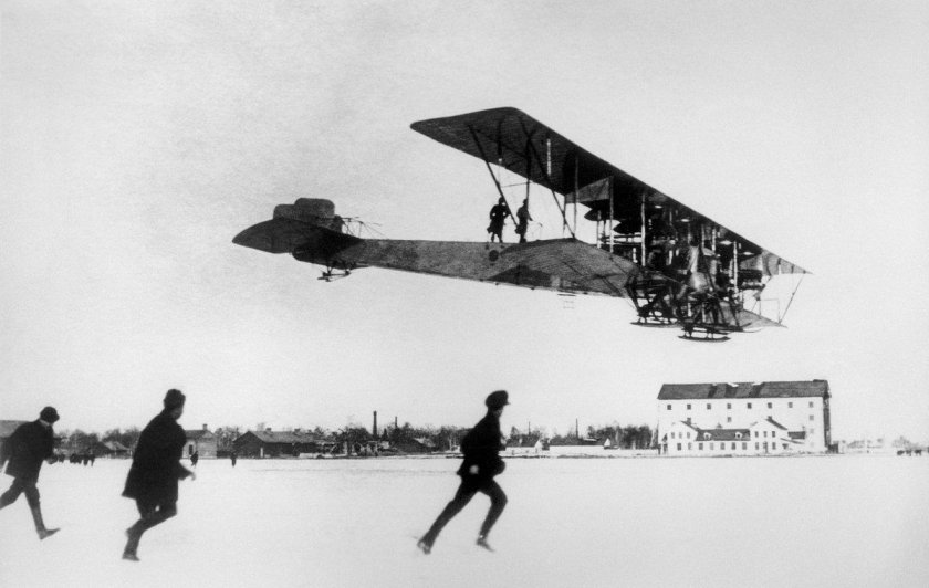 Лётчик Алехнович Глеб Васильевич