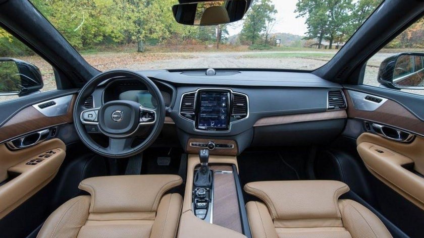 Volvo xc90 2018