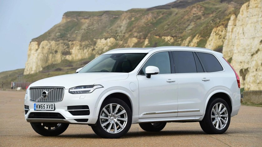 Volvo xc90 White