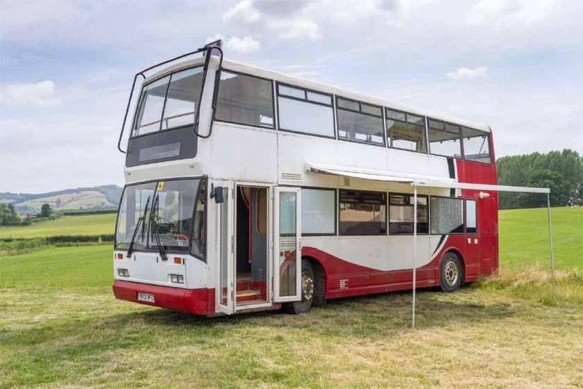 Автобус два этажа