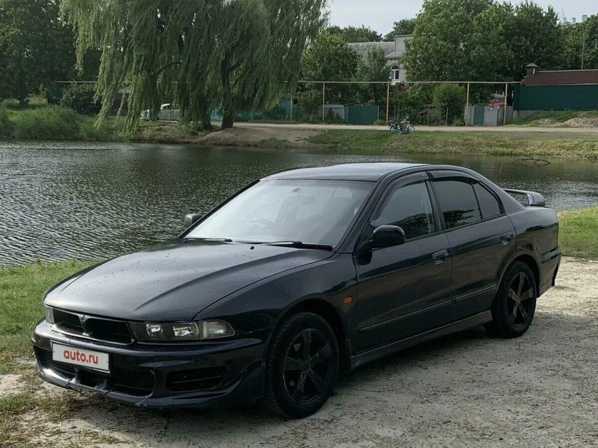 Mitsubishi Galant 2000