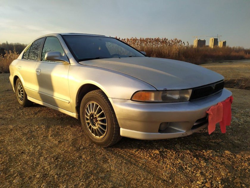 Mitsubishi galant 2000
