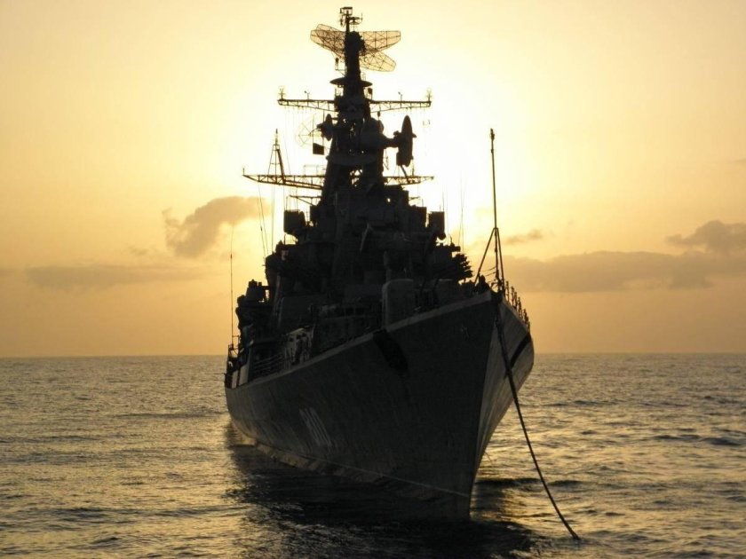 Военный корабль