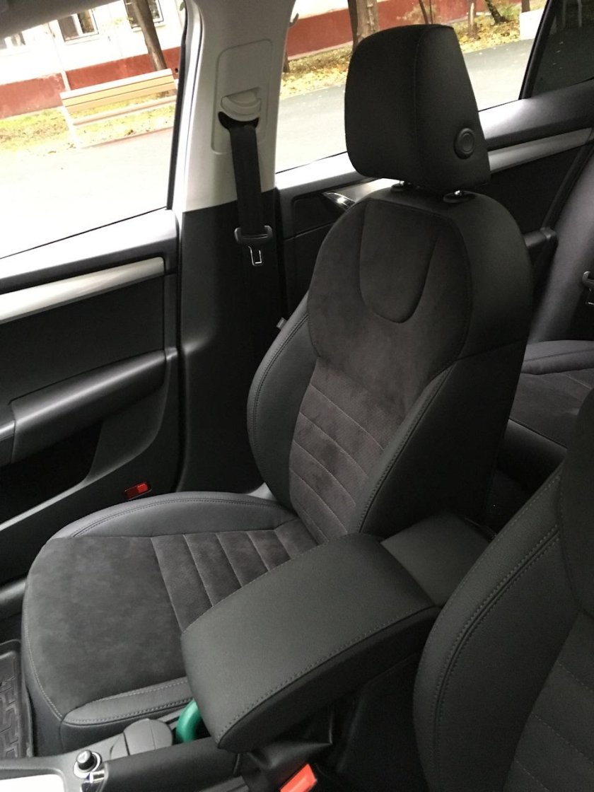 Кожаный салон Шкода Октавия а7