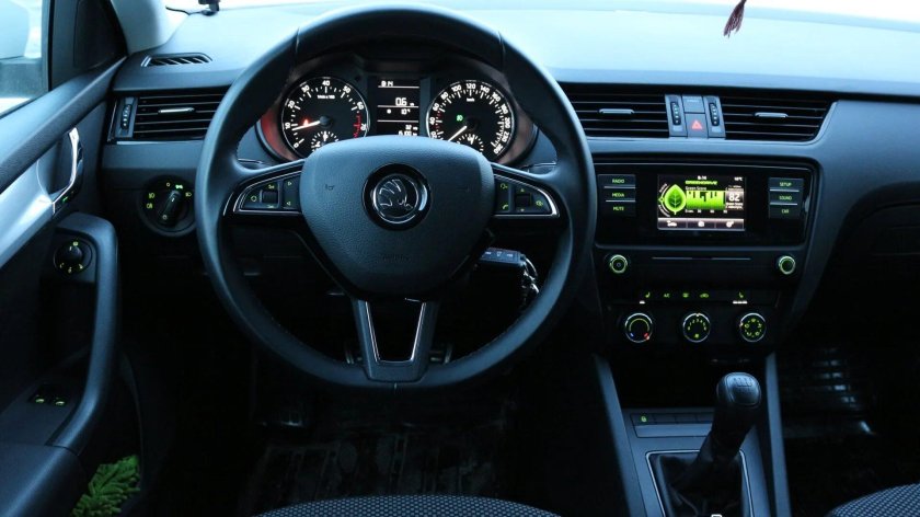 Шкода Рапид 2021 салон