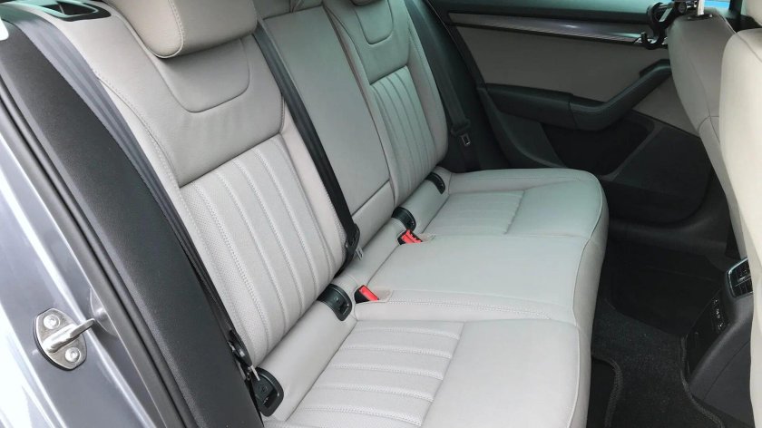 Octavia a7 кожаный салон