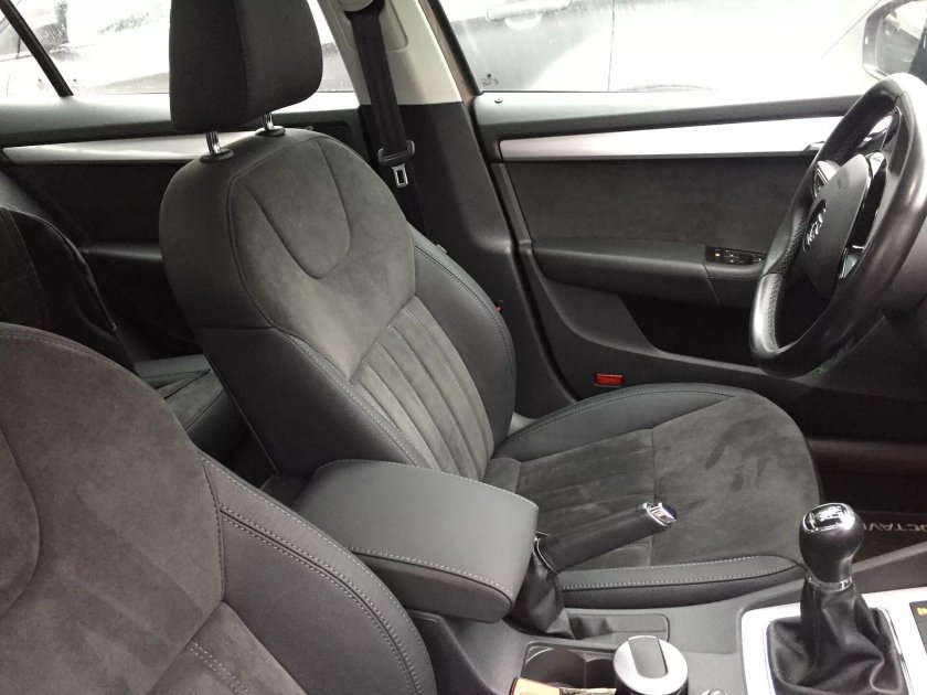 Octavia a7 кожаный салон