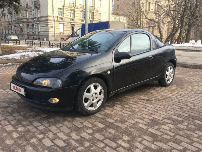Opel tigra 2000