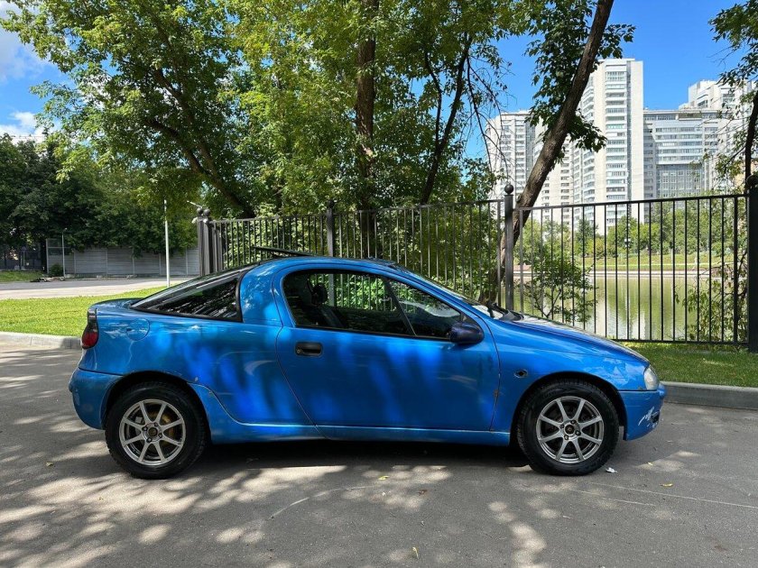 Опель тигра 99 года