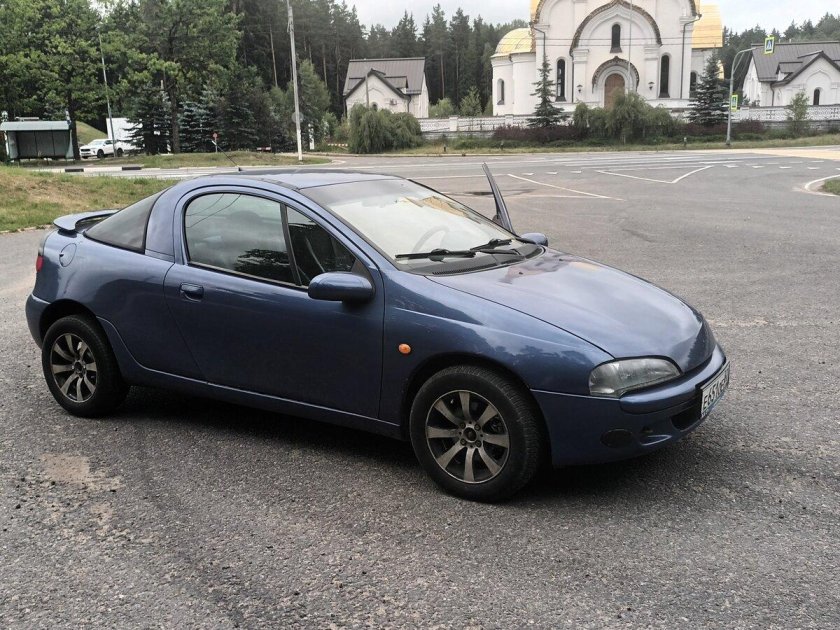 Опель тигра 2000