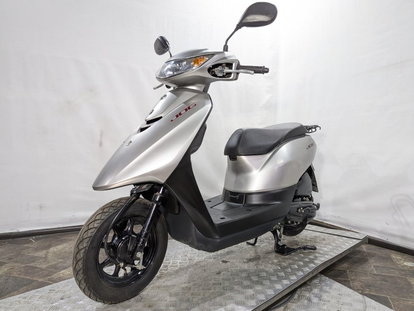 Скутер honda dio