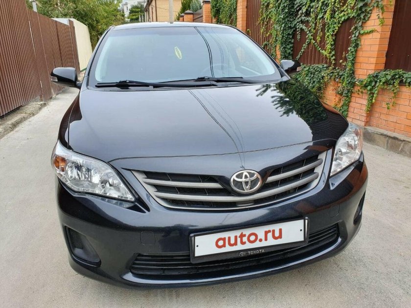 Тойота Королла 2011 Рестайлинг