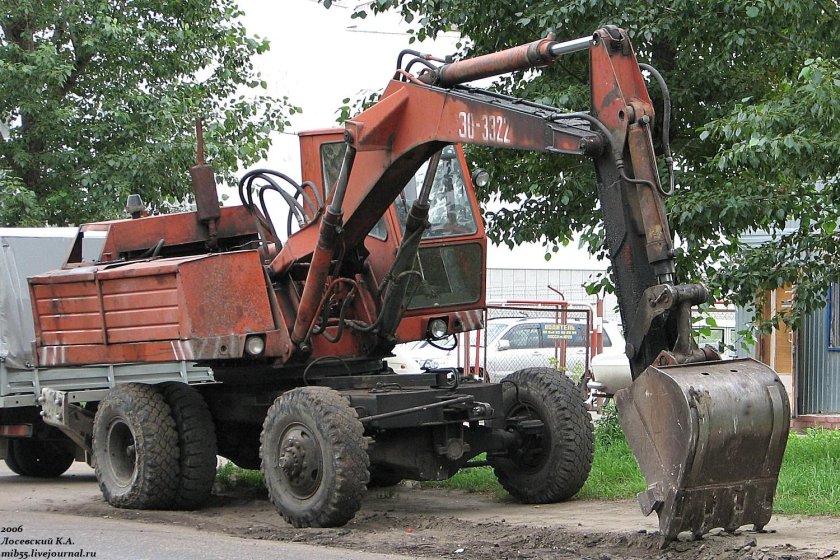 Экскаватор ЭО-3322б