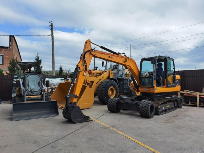 Экскаватор погрузчик hidromek hmk 102 b