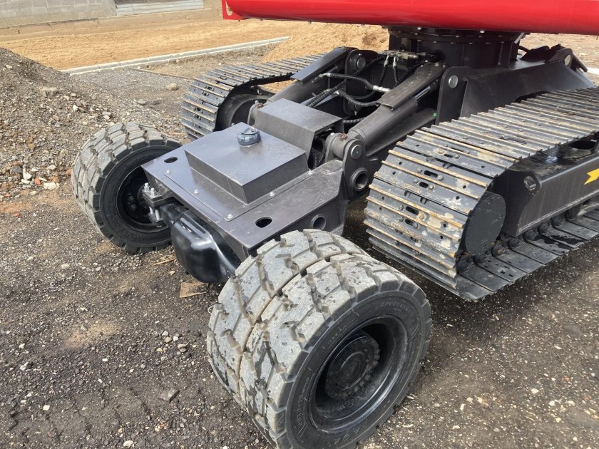 Мини экскаватор гусеничный