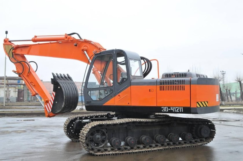 Экскаваторы УВЗ ЭО-41211а