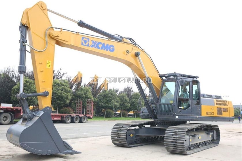 Гусеничный экскаватор XCMG xe370ca