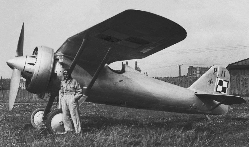 PZL P.11
